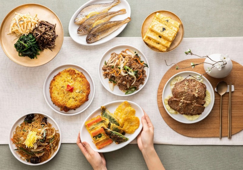 "설 명절 음식, 호텔 셰프에게 맡기자" 특급호텔 '투고 메뉴' 인기