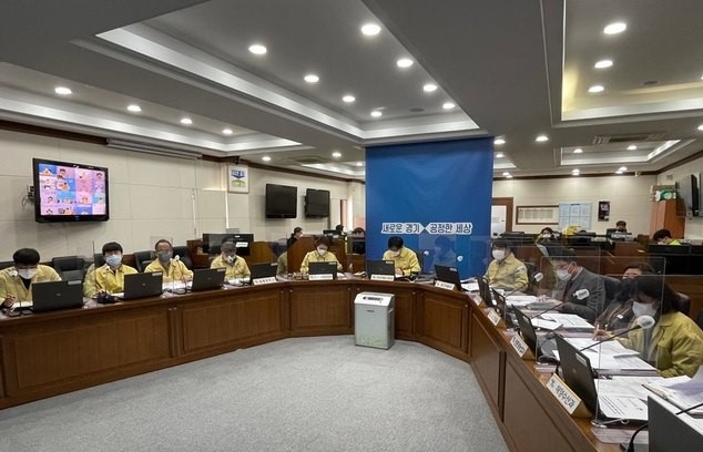 박재영 경기도 자연재난과장 주재 긴급 대책회의. (사진=경기도 제공)