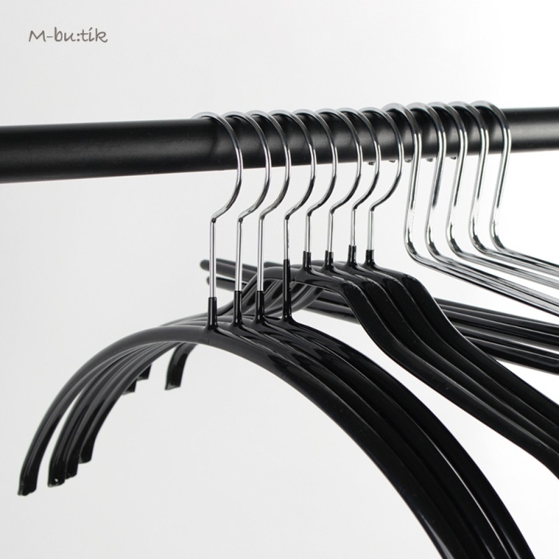 옷장 공간 40% 절약, 논슬립 옷걸이 ‘엠부띠끄’ 공간 절약 프로젝트 진행