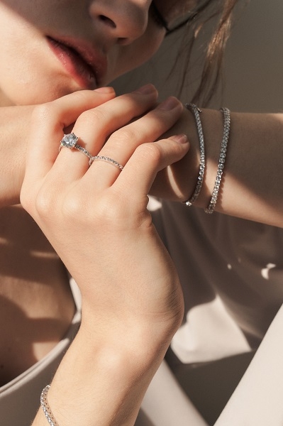 다이아몬트 시뮬런트 브랜드 까롯, "쥬얼리 활용한 랜선파티 컨셉 제안"