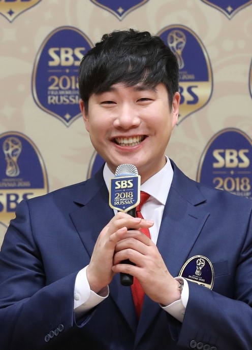 러시아월드컵 중계를 맡은 SBS 배성재 아나운서가 지난 2018년 5월16일 오후 서울 목동 SBS에서 열린 기자간담회에서 취재진의 질문에 답하고 있다.