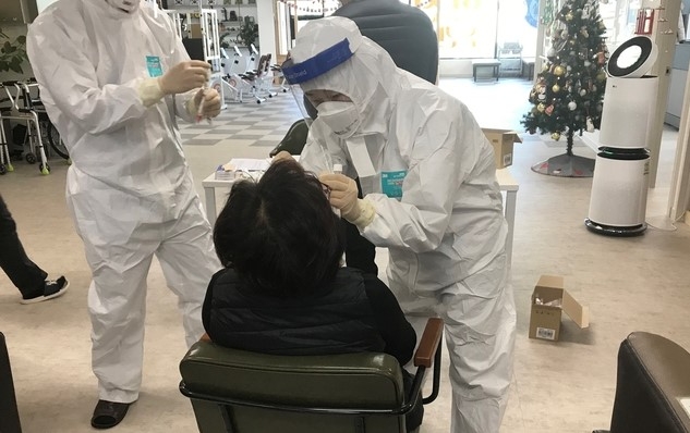 충북 진천, 축산물가공공장 9명 추가 확진…관련 11명