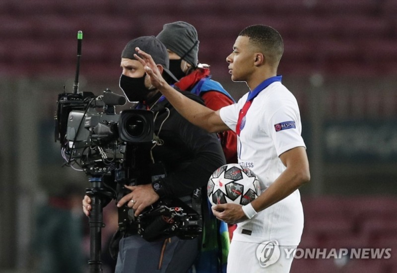 해트트릭을 달성한 PSG의 킬리안 음바페. (로이터=연합뉴스)