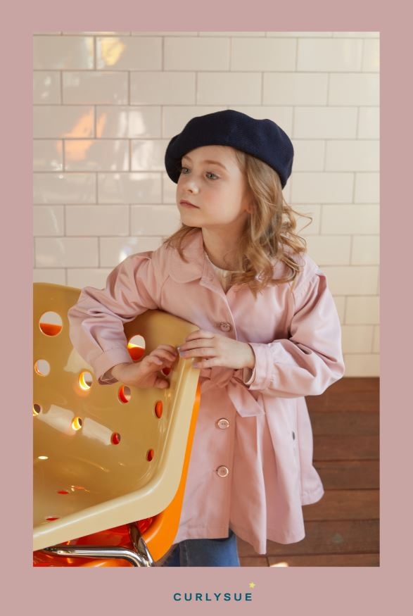 컬리수, 시그니처 아이템 ‘트렌치코트’ 출시!