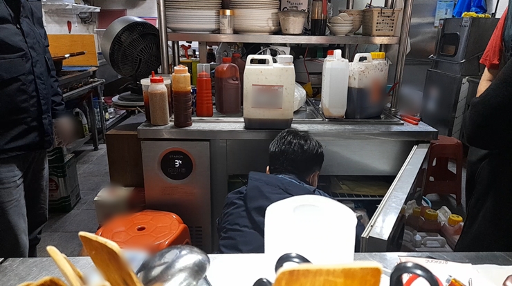특사경 단속 현장 / 사진 = 경기도뉴스포털