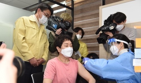 서울 노원구에서 26일 코로나19 백신 첫 접종을 진행하고 있다. (사진=노원구 제공) 