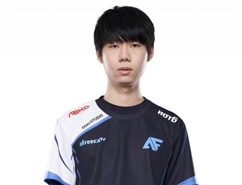 아프리카 프릭스의 서포터 '리헨즈' 손시우(사진=LCK 제공).