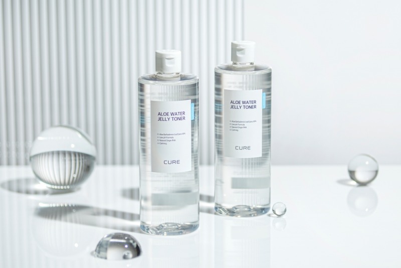 김정문알로에 ‘큐어 알로에 워터 젤리 토너’ 출시