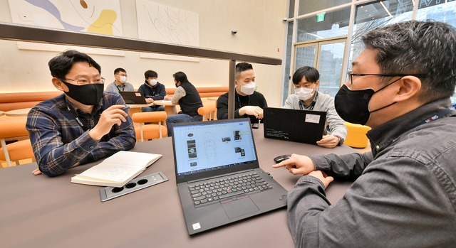 현대모비스는 최근 국내 13개 전문개발사들과 소프트웨어 개발협력생태계 컨소시엄을 구성했다. 서울 선릉역 인근에 협력사 개발자들이 모여 근무할 수 있는 공유오피스도 마련했다.(사진=현대모비스 제공) 