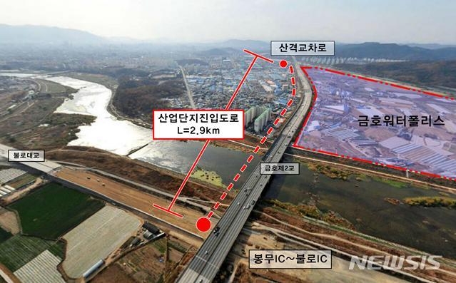 대구도시공사가 택지 및 산업단지 등을 조성하는 북구 금호워터폴리스 인근(검단들) 현장 전경이다.