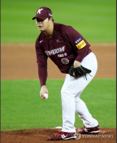 유일한 마무리인 조상우가 지난 2월 16일 발목인대부상으로 최소 12주 이상 재활이 필요해 5월 중순까지는 등판이 어려워졌다.