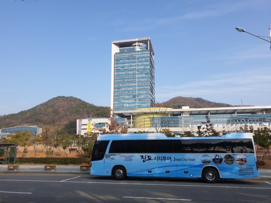 진도군, 오는 20일부터 진도시티투어 버스 운행/사진=진도군