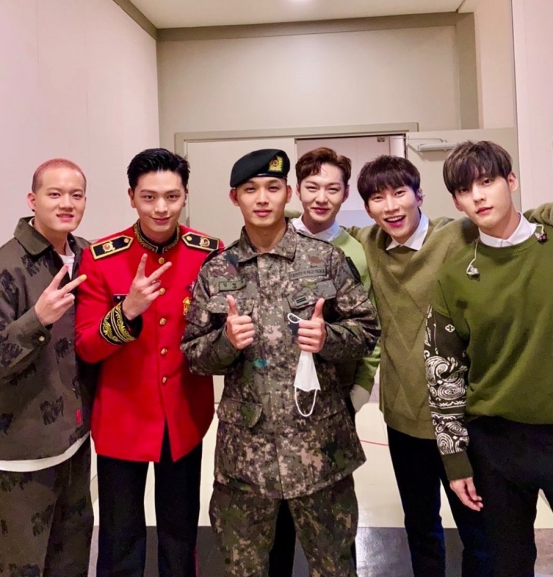 비투비 팬클럽 ‘멜로디’…미혼모에게 ‘엄마를 위한 선물’