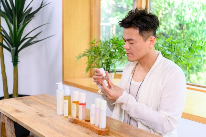 뷰티 브랜드 시오리스, JYP엔터테인먼트 투자 유치