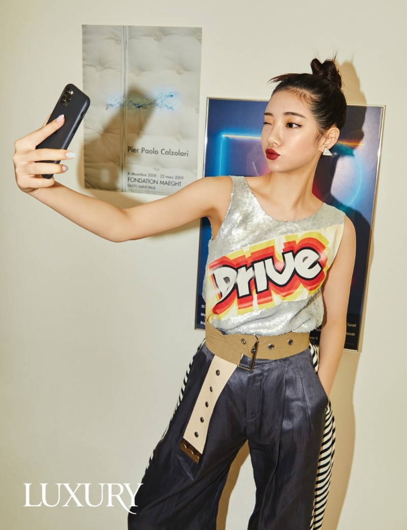 가상 인플루언서 '로지(Rozy)', 첫 단독 패션 화보 선보여