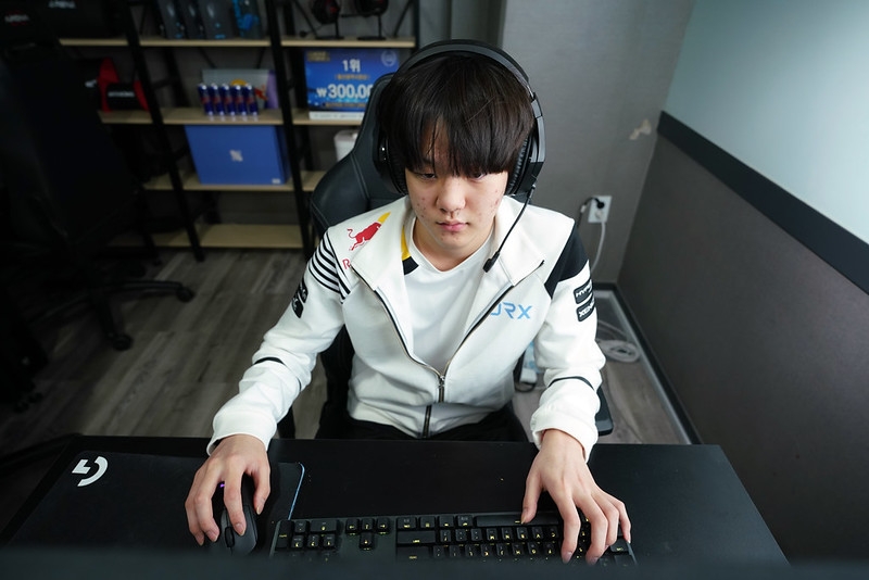 DRX의 미드 라이너 '아인' 정희준(사진=한국e스포츠협회 제공).