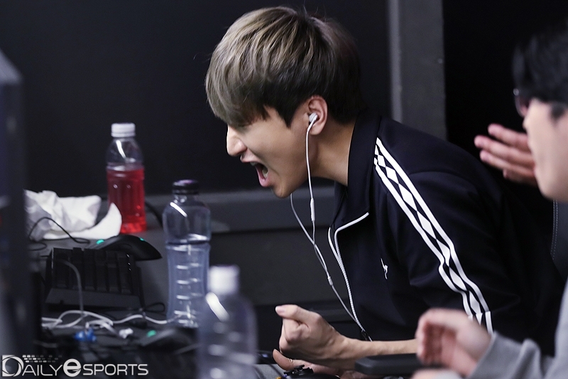 크레이지윈 김관형.