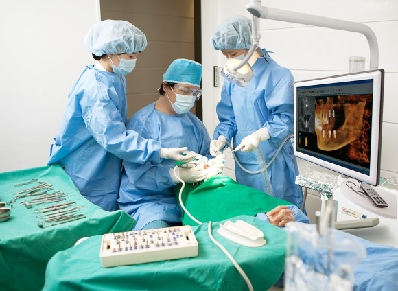 안전한 수면 임플란트 위해 ‘꼭’ 확인해봐야 할 것은?