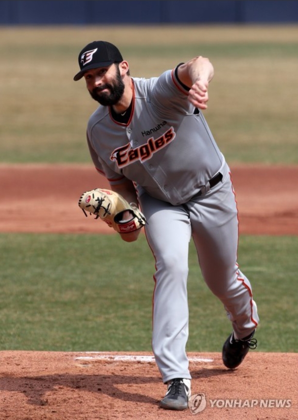 한화 라이언 카펜터