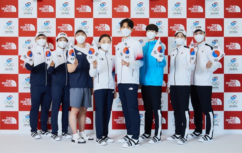 ‘도쿄올림픽 시상대에 태극기를’ 영광의 순간을 함께할 팀코리아 공식 단복 공개