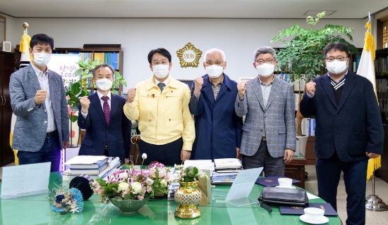 순천시의회 2020 회계연도 결산검사 위한 결산검사위원/사진=순천시의회
