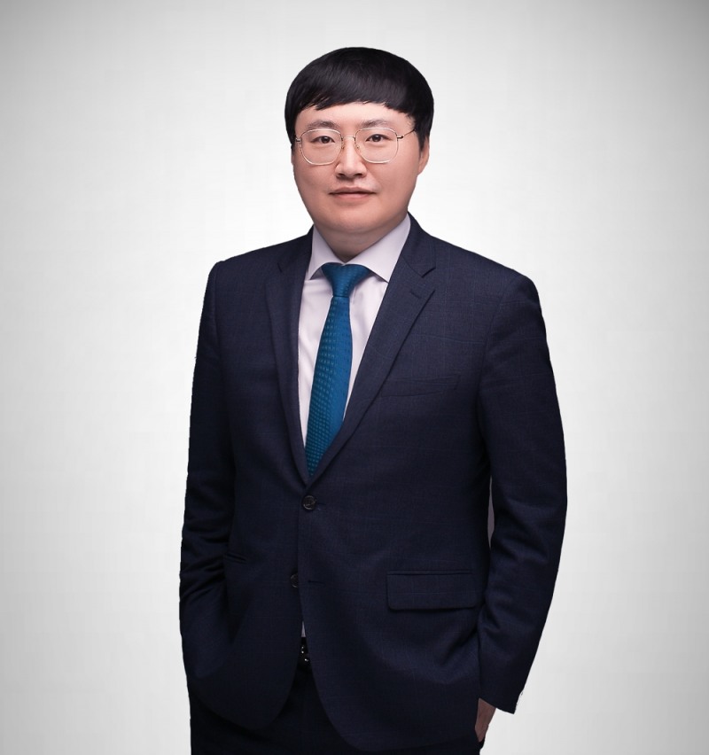 이혼전문변호사, “상간자 소송, 증거수집해 불륜 관계 입증해야”