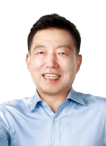 진도군의회 김인정 의원(62세)