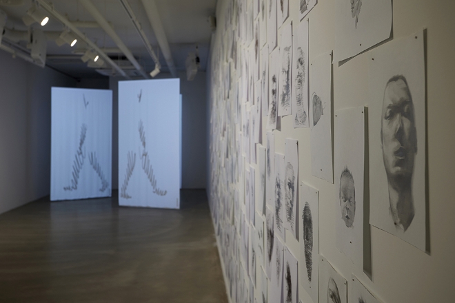 너와 내가 만든 세상 제주 展_(좌) 스치는 익명의 사람들, (우)익명의 장면들_성립 작가