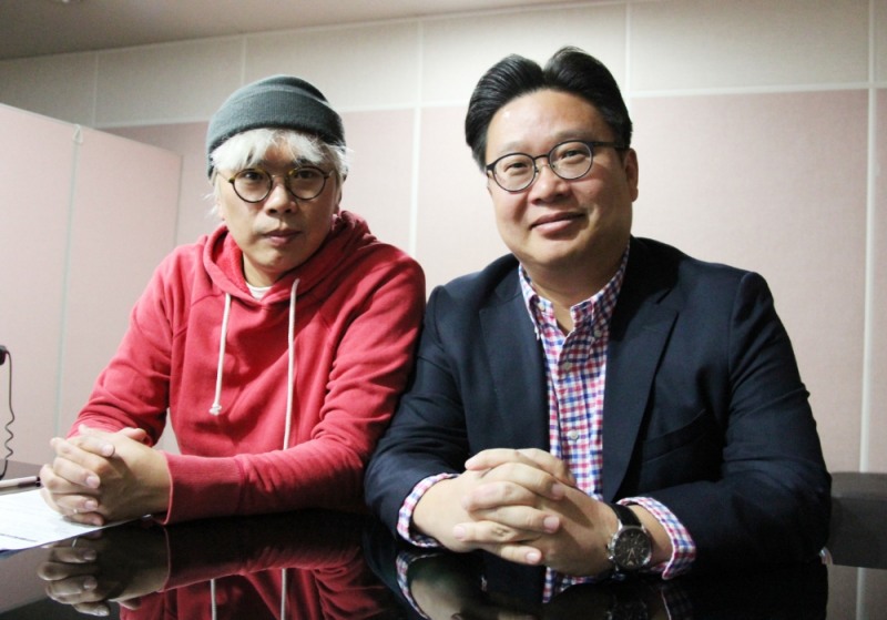 이번 영상을 기획한 서경덕 교수와 한국어 내레이션을 녹음한 김태호 PD