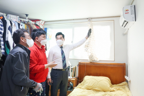 의왕시, 저소득 주거 취약계층 에어컨 지원 '신바람사업' 진행