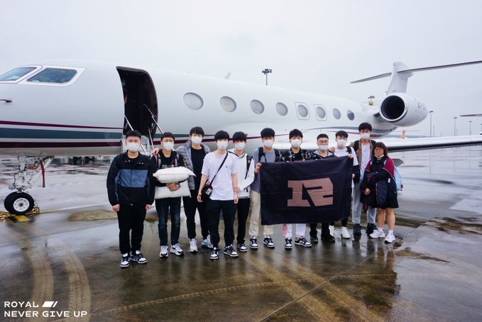 아이슬란드로 떠난 RNG(사진=RNG 공식 SNS 발췌).