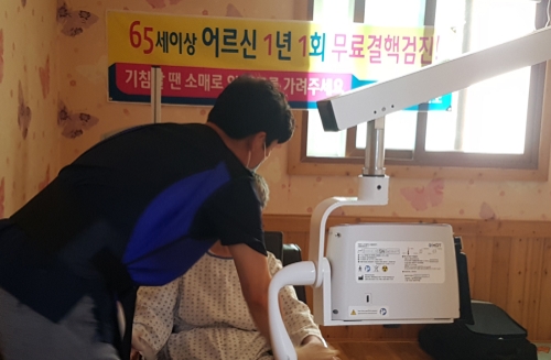 고흥군, 노인요양시설 무료 이동결핵검진/사진=고흥군