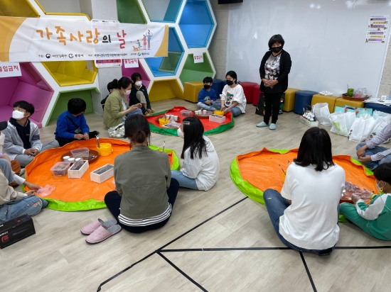 광양시, 가족 사랑의 날 ‘원예 체험’ 프로그램 운영/사진=광양시