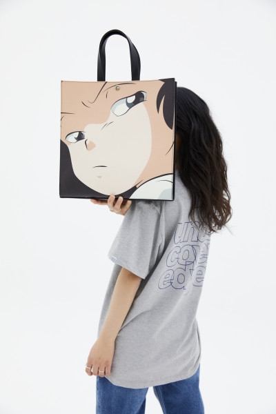 ADOY X UDCY, 가방 형태 음악 앨범 초도 물량 완판