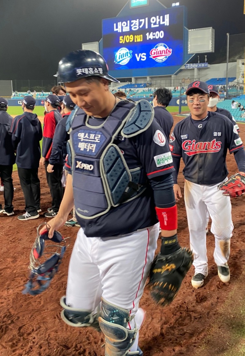 포수가 된 이대호