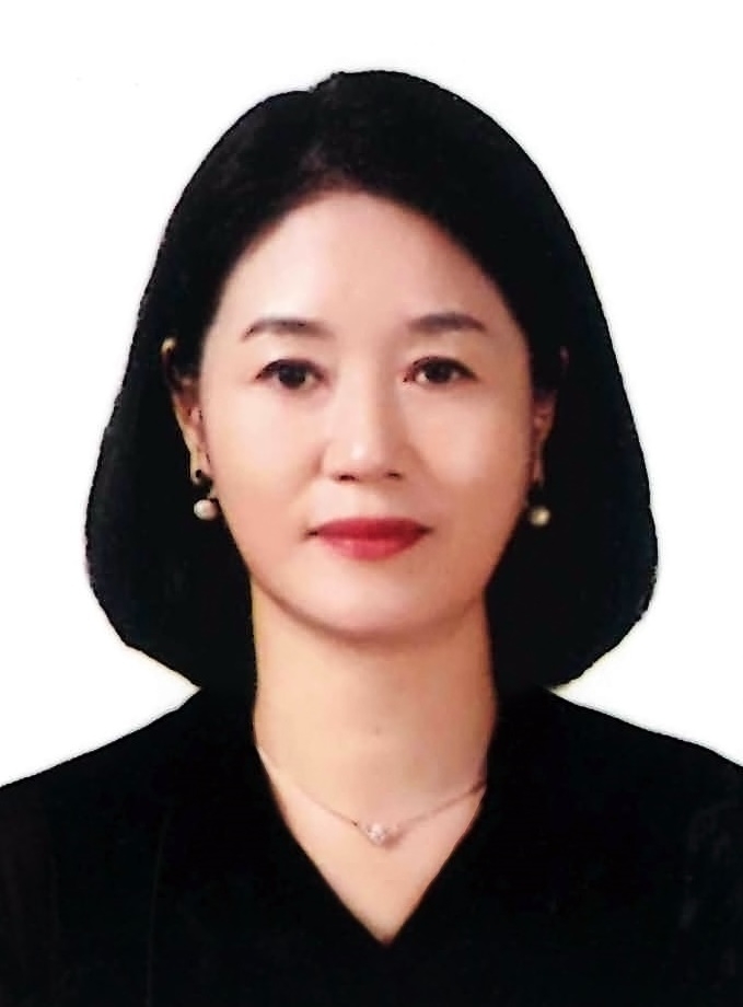 중진 부문 공동 수상자인 이용미 우민아트센터 관장