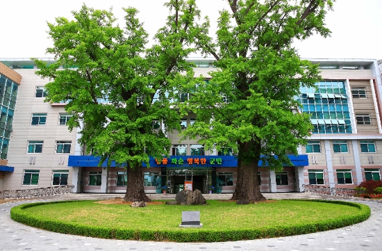 화순군청사 전경./사진=화순군