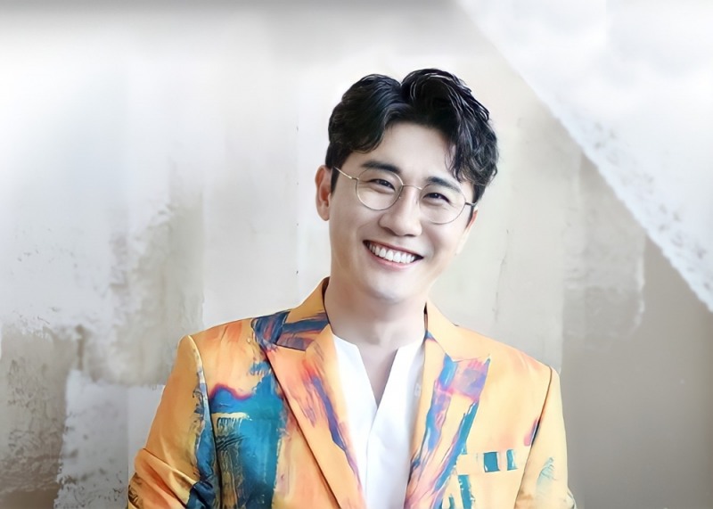 가수 영탁 팬클럽, 청각장애아동 위해 기부금 전달