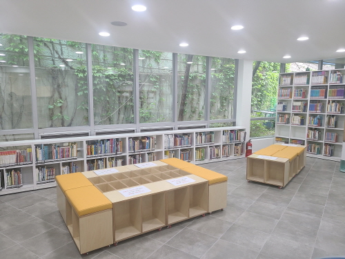 관악구, '삼성동자치회관 작은도서관' 재개관