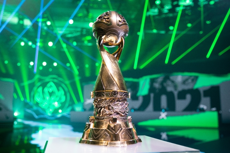 MSI 2021 우승 트로피(사진=라이엇 게임즈 제공).