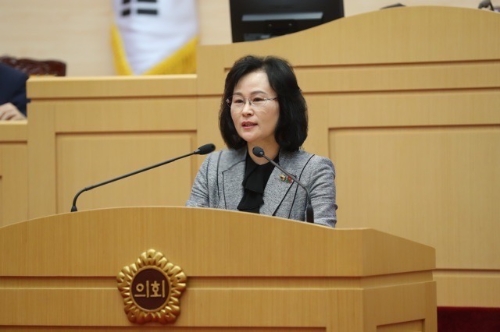 전남도의회 강정희 보건복지환경위원장(더불어민주당·여수6) 의원‘아동의 권리 보장’조례안 발의/사진=전남도의회