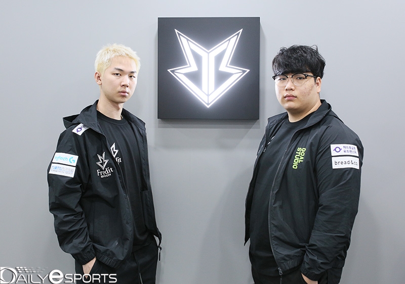 프레딧 브리온 미드 라이너 '야하롱' 이찬주(왼쪽)와 '라바' 김태훈.