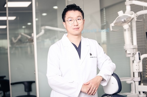 심각한 충치로 인한 치아 손상, 임플란트 통해 개선해야