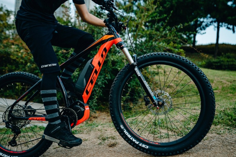 퍼포먼스 자전거 첼로, e-MTB 신제품_불렛 XC 70