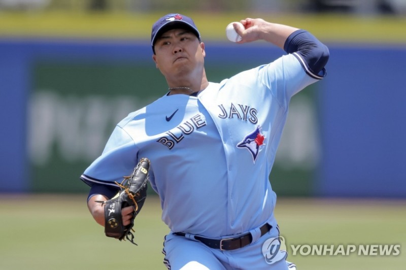 역투하고 있는 류현진