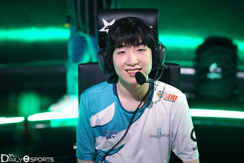 담원 기아 원거리 딜러 '고스트' 장용준