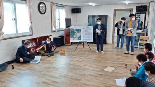 장흥 영전지구 대구획 경지 정리(시설 개량) 사업 주민설명회 개최/사진=장흥군