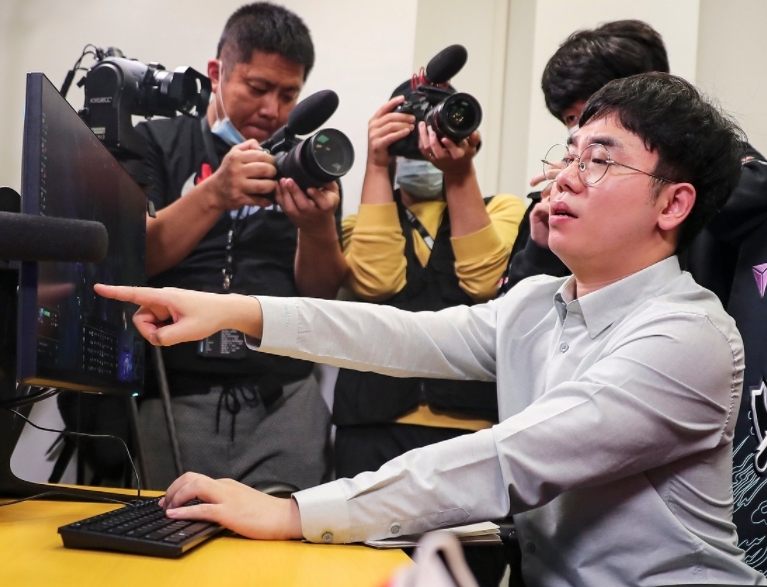 '옴므' 윤성영 감독(사진=라이엇 게임즈 제공).