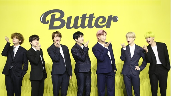 BTS ‘빌보드 뮤직 어워드’ 4관왕 중계 방송 26만명 시청