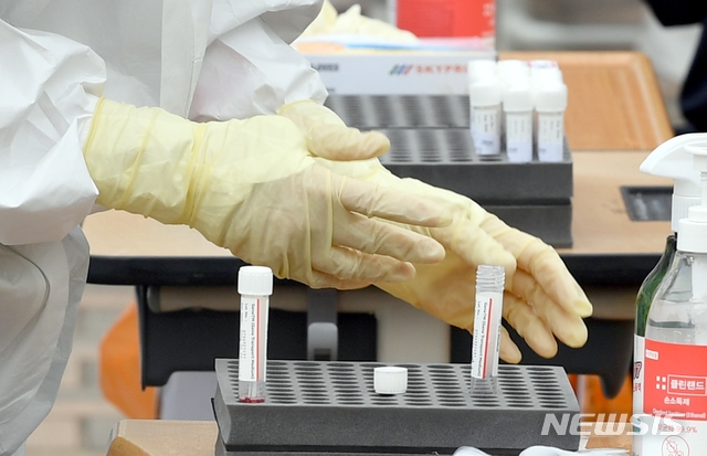 전남, 확진자의 일가족 4명 등 밤새 9명 확진